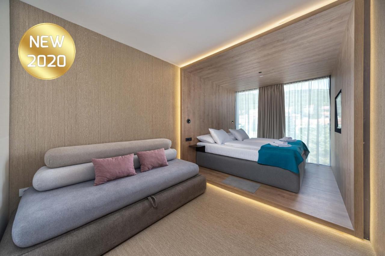 Hotel Katarina เซลเซ ภายนอก รูปภาพ