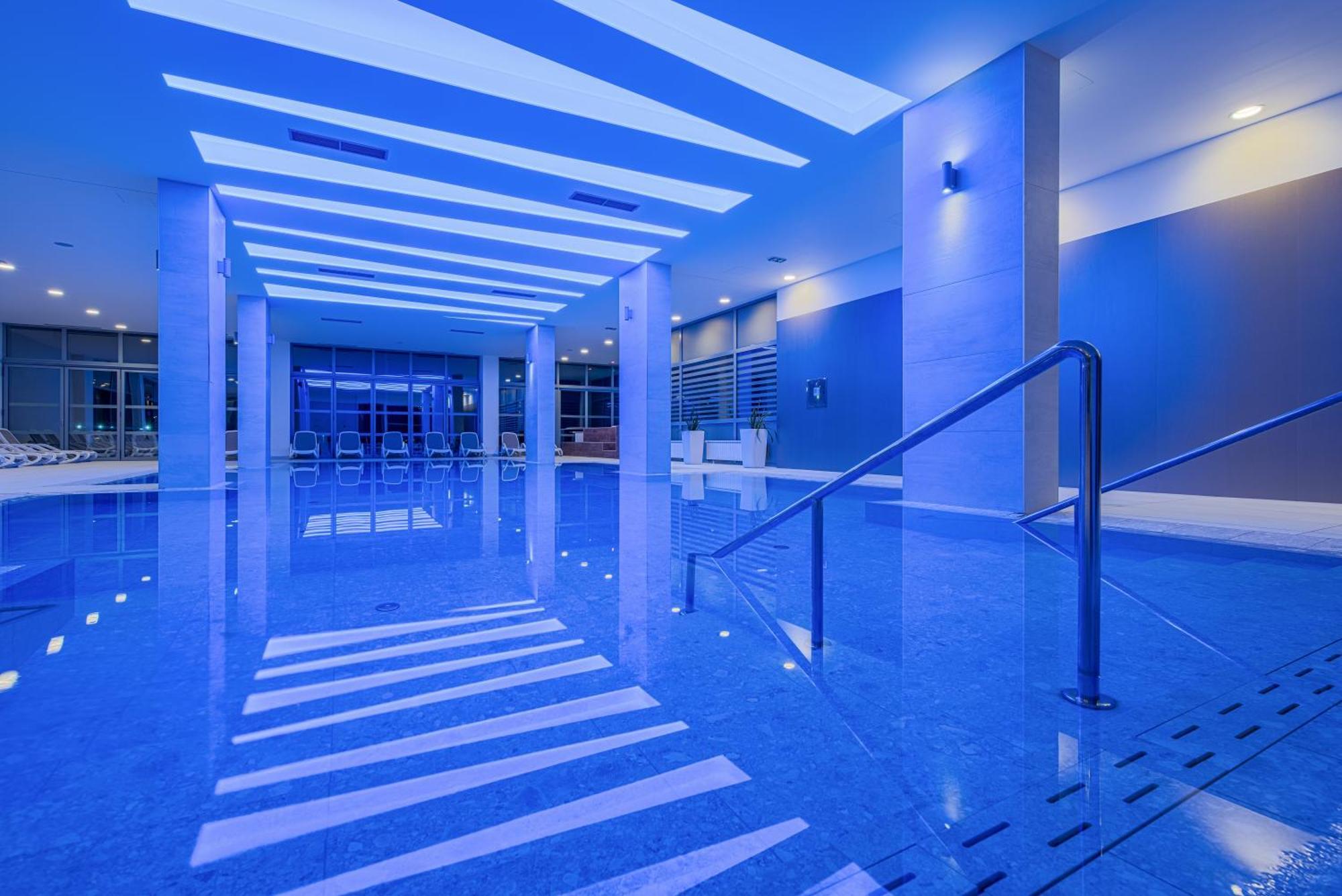 Hotel Katarina เซลเซ ภายนอก รูปภาพ