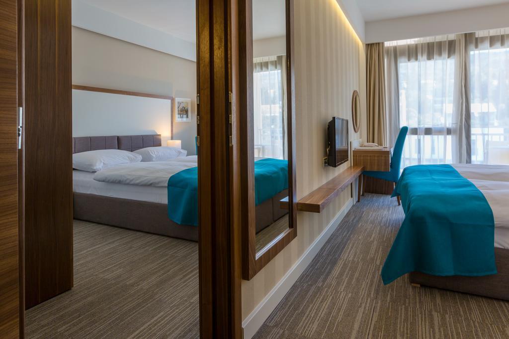 Hotel Katarina เซลเซ ภายนอก รูปภาพ
